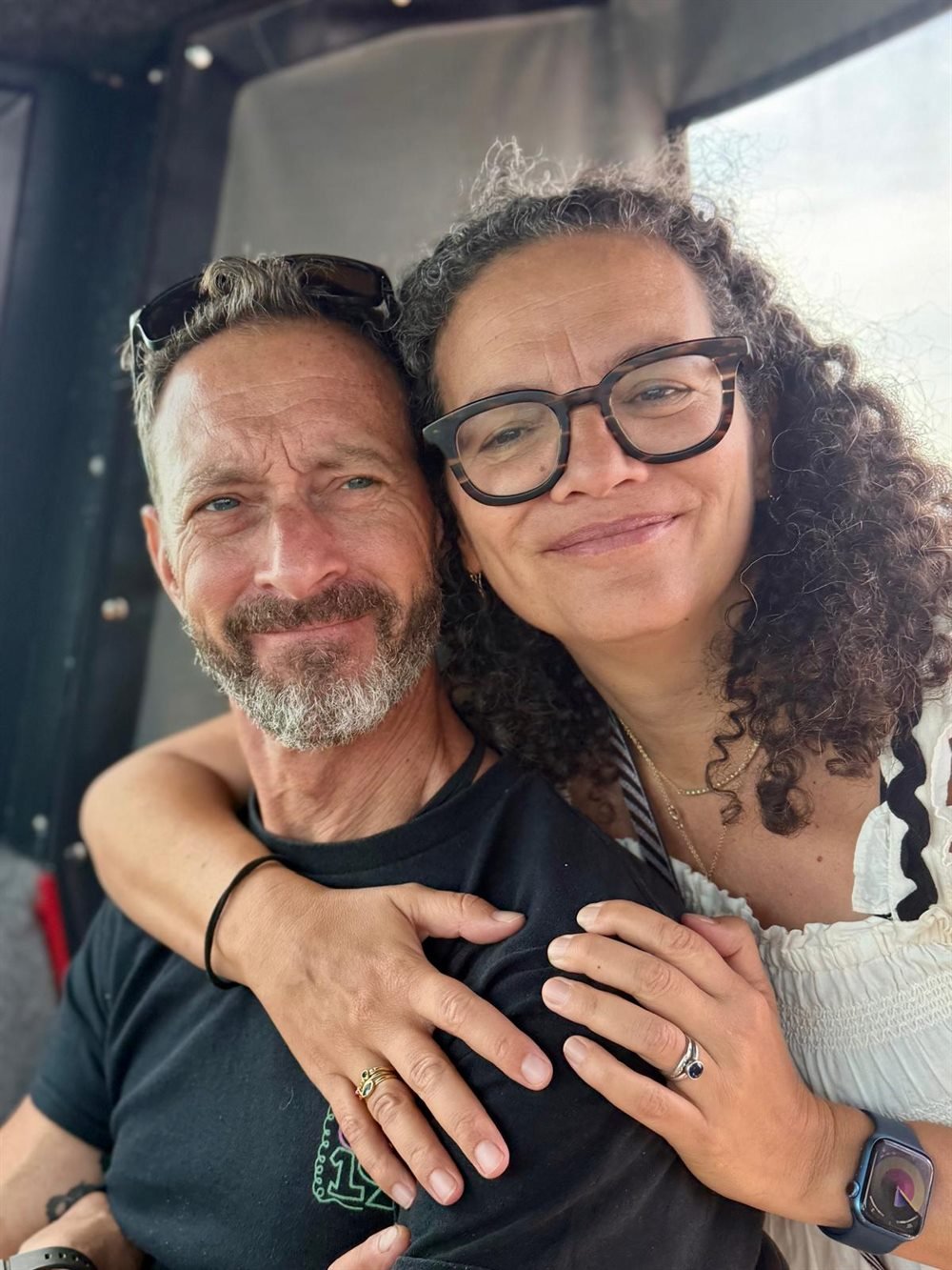 Rocío and Marcus, the hosts behind MoRoJa Rentals